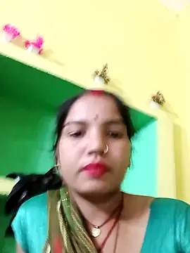 Snapshot of Bhuvi_Bedi chatting on March 2025 05:00:02 AM Bhuvi Bedi online show from March 2025 05:00:02 AM