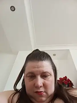 Snapshot of HotHornyEmmaX chatting on June 2026 05:01:02 PM HotHornyEmmaX online show from June 2026 05:01:02 PM