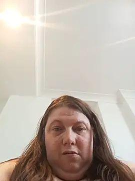 Snapshot of HotHornyEmmaX chatting on June 2026 11:26:02 AM HotHornyEmmaX online show from June 2026 11:26:02 AM