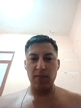 Snapshot of LuisMex1998 chatting on September 2025 08:14:01 AM LuisMex1998 online show from September 2025 08:14:01 AM