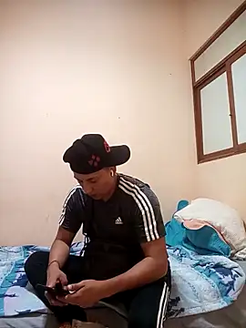 LuisMex1998 online show from February 2026 02:12:02 AM