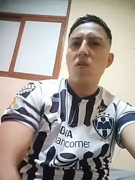 Snapshot of LuisMex1998 chatting on July 2026 08:52:02 AM LuisMex1998 online show from July 2026 08:52:02 AM