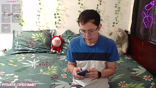 Tina 4 Charlie online show from November 2025 12:40:02 PM