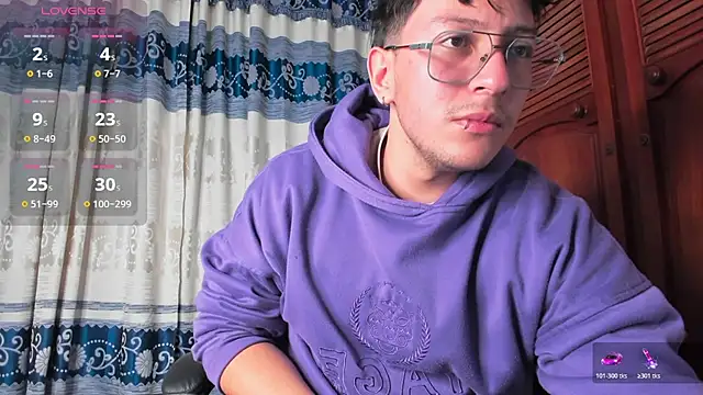 Snapshot of Amon__ashford chatting on February 2026 02:41:01 AM Amon ashford online show from February 2026 02:41:01 AM