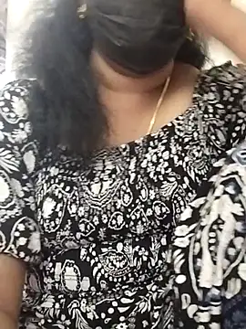 Snapshot of Tamil_Aathira chatting on March 2025 08:00:01 AM Tamil Aathira online show from March 2025 08:00:01 AM