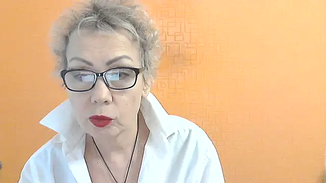 NessyJenixs online show from December 2025 07:36:02 AM