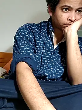 Snapshot of cingonduro chatting on February 2026 06:17:02 PM cingonduro online show from February 2026 06:17:02 PM