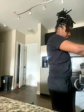 Snapshot of theprettysoles chatting on December 2025 02:37:01 PM theprettysoles online show from December 2025 02:37:01 PM