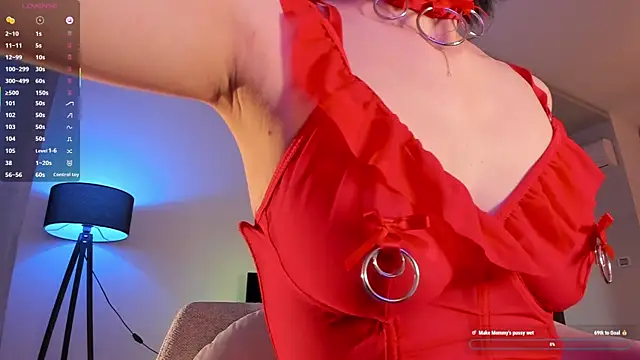 Snapshot of sarah_wang chatting on September 2025 06:18:02 PM sarah wang online show from September 2025 06:18:02 PM