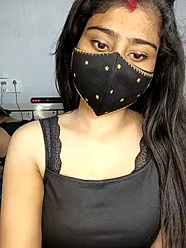 Love-N online show from February 2026 05:44:02 PM