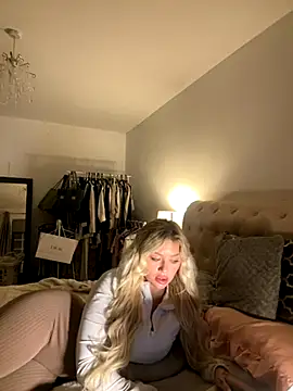 blissdimicco online show from November 2025 06:18:02 PM