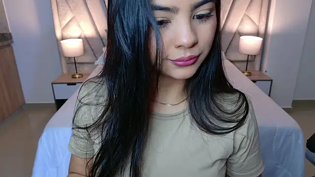 Snapshot of Layla_Breezee chatting on July 2026 10:52:02 AM Layla Breezee online show from July 2026 10:52:02 AM