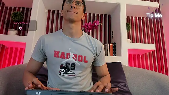 ApoloCruz online show from March 2026 04:07:02 AM