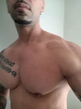 Snapshot of badbrown chatting on February 2025 12:39:01 PM badbrown online show from February 2025 12:39:01 PM