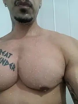 Snapshot of badbrown chatting on February 2025 04:28:02 AM badbrown online show from February 2025 04:28:02 AM