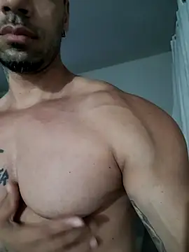 Snapshot of badbrown chatting on March 2025 12:43:01 AM badbrown online show from March 2025 12:43:01 AM