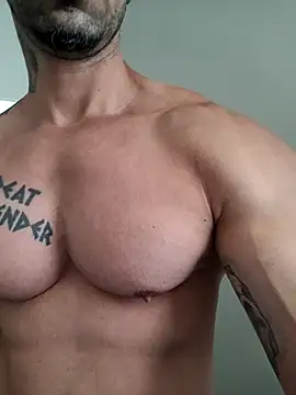 Snapshot of badbrown chatting on March 2025 01:03:02 PM badbrown online show from March 2025 01:03:02 PM