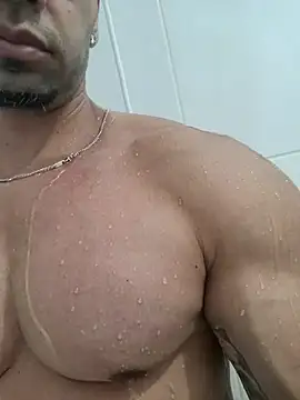 Snapshot of badbrown chatting on March 2025 04:06:02 AM badbrown online show from March 2025 04:06:02 AM