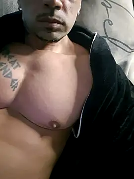 Snapshot of badbrown chatting on October 2025 02:20:02 AM badbrown online show from October 2025 02:20:02 AM