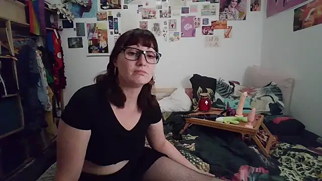 AdorahB3ll3 online show from March 2025 08:11:01 PM