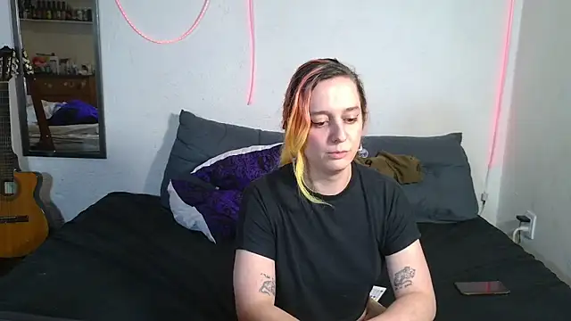 Evelan420 online show from October 2025 10:23:02 PM