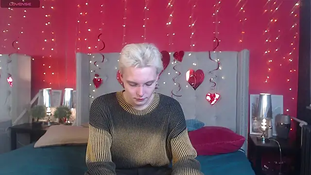 Snapshot of DemianEnglen chatting on February 2025 08:31:01 PM DemianEnglen online show from February 2025 08:31:01 PM