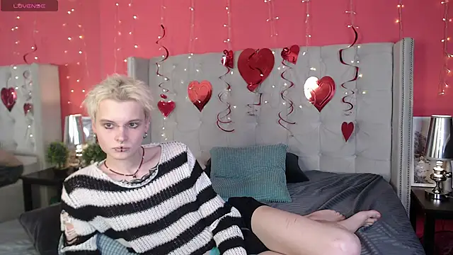 Snapshot of DemianEnglen chatting on February 2025 03:10:02 AM DemianEnglen online show from February 2025 03:10:02 AM