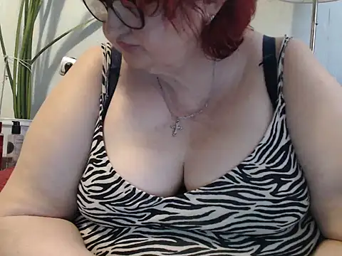 DeniseeRosea online show from May 2026 04:25:01 PM