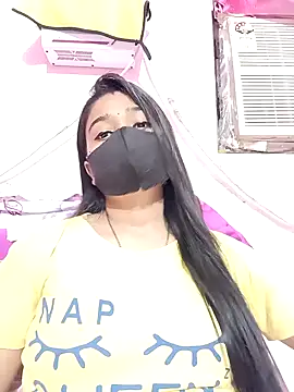 Simran-001 online show from October 2025 06:42:02 AM