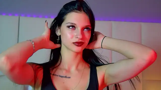 Snapshot of BeverlyMost chatting on February 2025 04:44:01 PM BeverlyMost online show from February 2025 04:44:01 PM