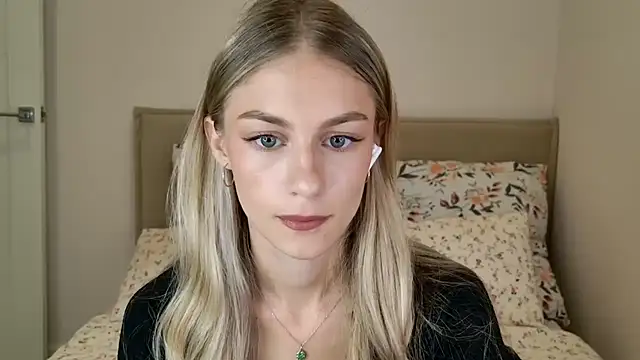 Snapshot of GabriellaOlsen chatting on September 2025 11:11:01 AM GabriellaOlsen online show from September 2025 11:11:01 AM