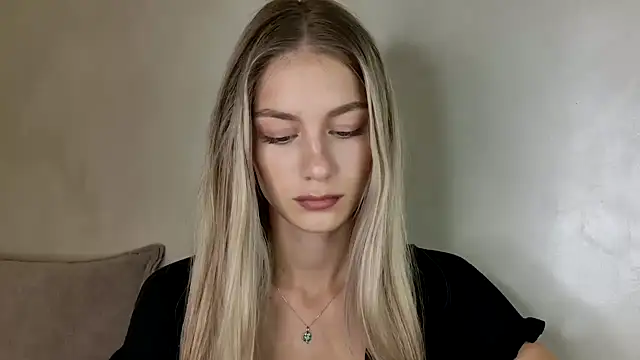 Snapshot of GabriellaOlsen chatting on September 2025 09:58:01 AM GabriellaOlsen online show from September 2025 09:58:01 AM