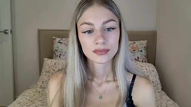 Snapshot of GabriellaOlsen chatting on October 2025 10:34:02 AM GabriellaOlsen online show from October 2025 10:34:02 AM