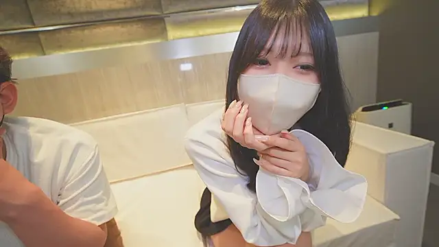 Snapshot of hansha_kun chatting on April 2026 01:17:02 PM hansha kun online show from April 2026 01:17:02 PM