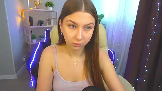 AureliaBliss  online show from February 2025 06:45:02 AM