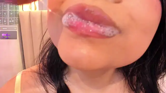 Naomymonroe  online show from February 2026 09:41:01 PM