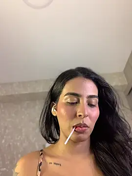 Snapshot of genesissara chatting on June 2026 12:26:01 AM genesissara online show from June 2026 12:26:01 AM