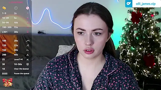 Ollie James online show from December 2025 02:37:02 PM