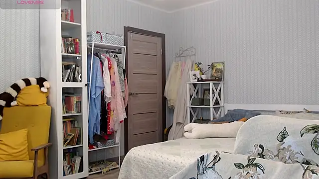 Snapshot of Soffya_Soy chatting on June 2026 06:54:01 PM Soffya Soy online show from June 2026 06:54:01 PM