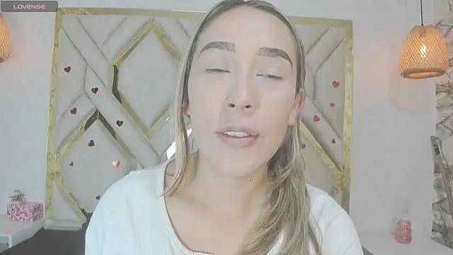 Lannajansen online show from March 2025 02:26:02 PM