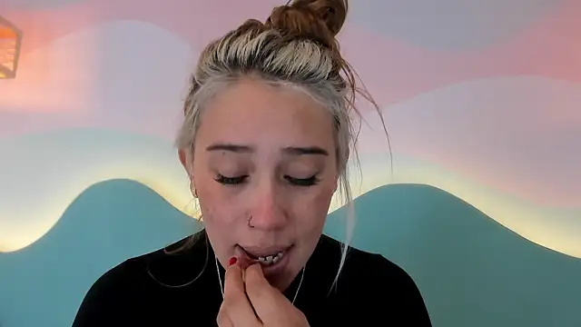 Lannajansen online show from January 2026 12:53:02 PM