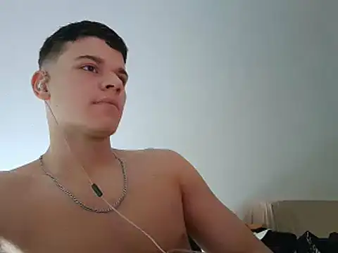 Snapshot of vitorsafado19 chatting on January 2025 03:27:02 AM vitorsafado19 online show from January 2025 03:27:02 AM