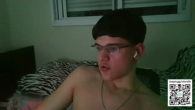 Snapshot of vitorsafado19 chatting on October 2025 03:25:03 AM vitorsafado19 online show from October 2025 03:25:03 AM