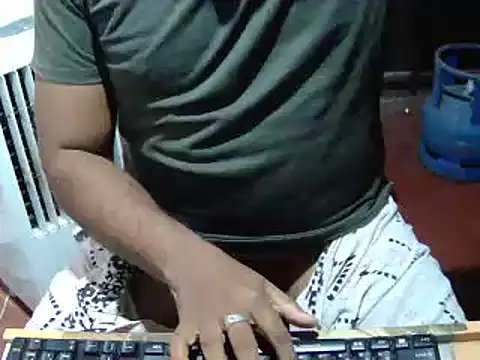 lolboy1234Z online show from November 2025 05:56:02 PM