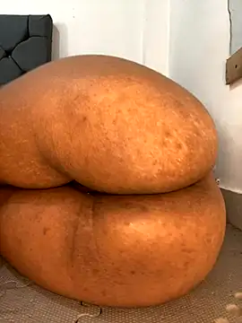 Charlotte bronxxx online show from September 2025 06:29:02 PM