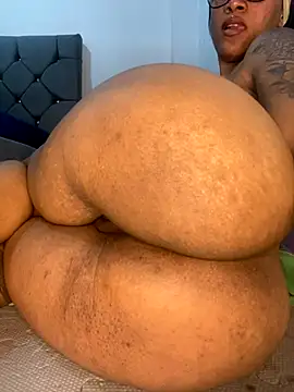 Charlotte bronxxx online show from October 2025 08:30:02 PM