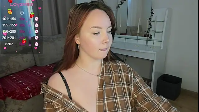 Snapshot of maya_suun chatting on July 2026 01:19:01 AM maya suun online show from July 2026 01:19:01 AM