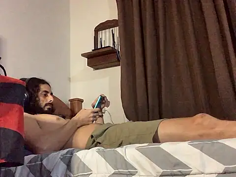 Nooneisthis online show from January 2026 07:35:02 AM