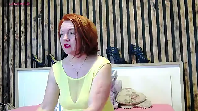 Alis Lovi online show from February 2026 10:27:01 AM