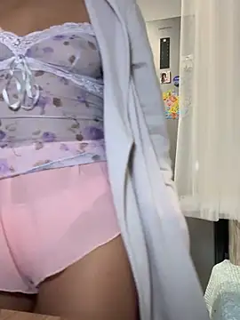 Donna Sun online show from March 2025 08:10:02 PM